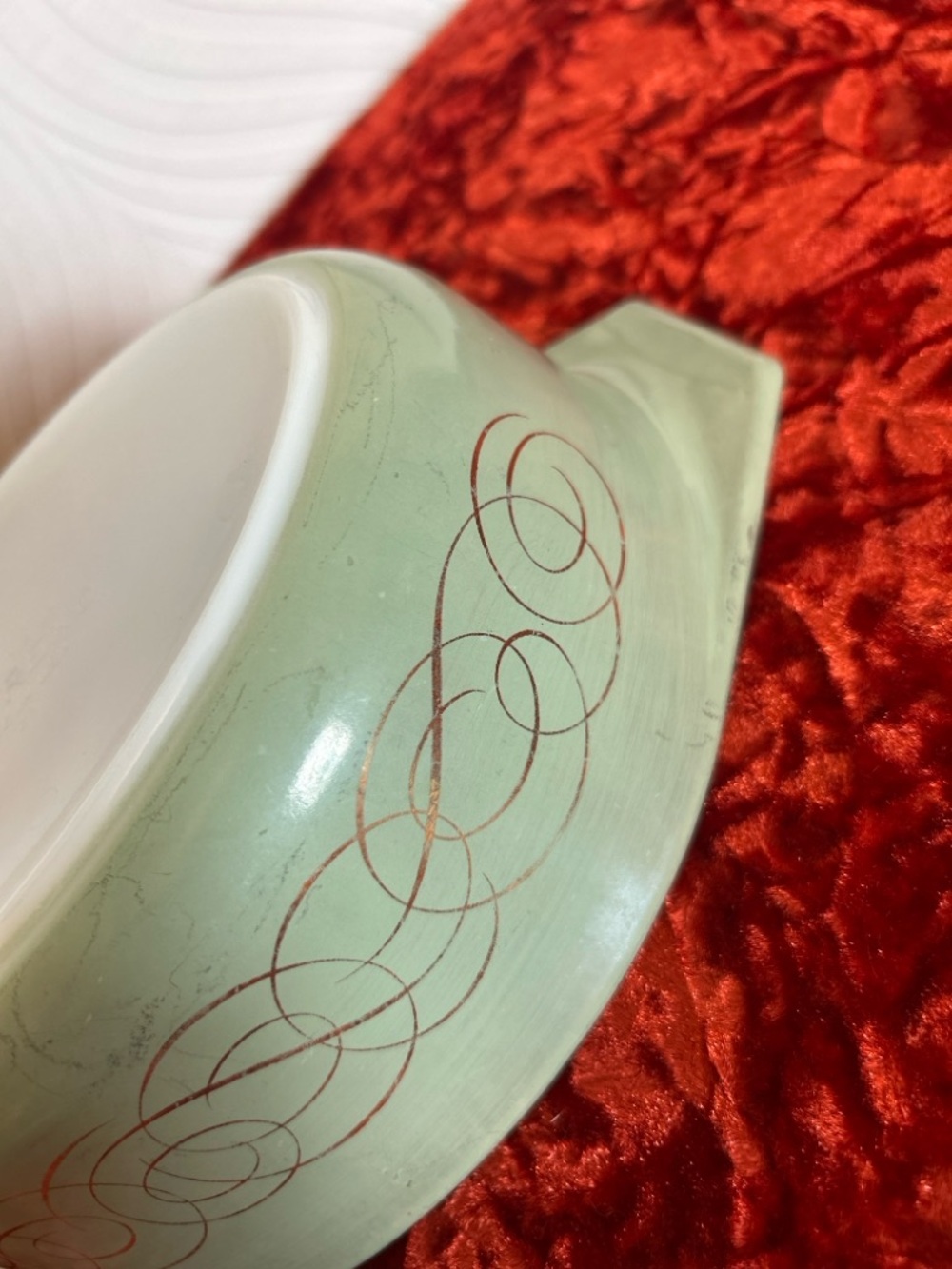 Vintage Pyrex 1960 Promotional Green Scrolls Casserole - Picture 5 of 9